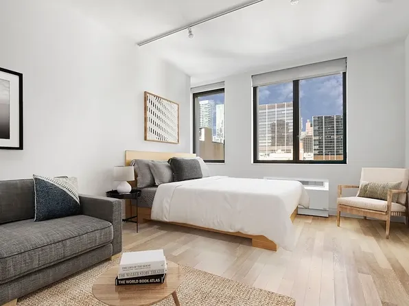 550 W 54th St APT 1915, New York, NY 10019