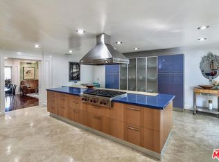 233 S Canon Dr, Beverly Hills, CA 90212