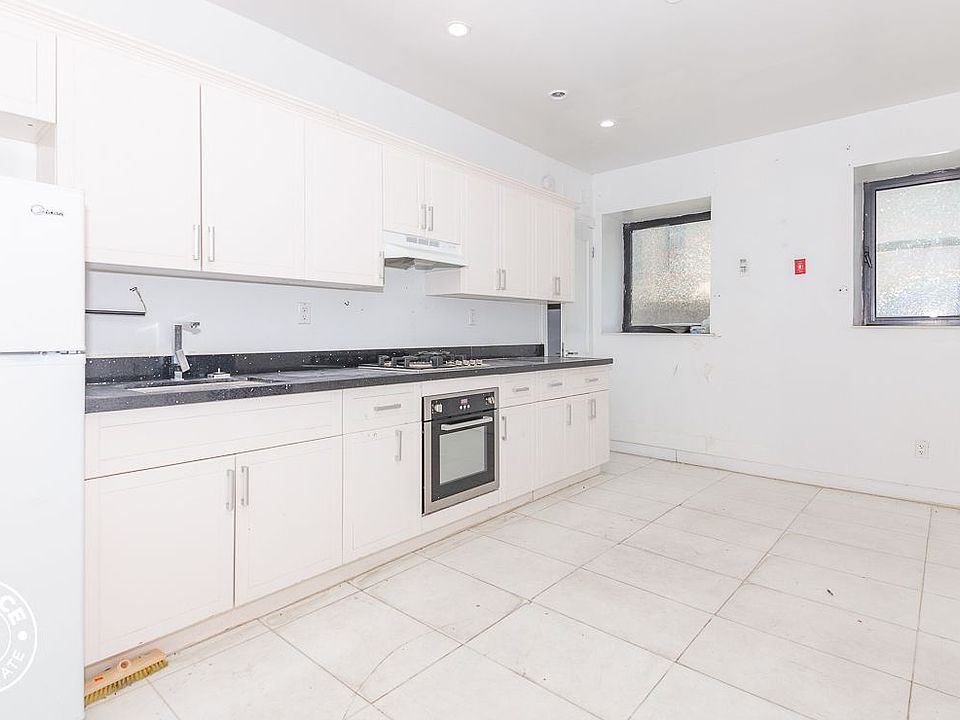 1st image of 78 Herkimer St #56