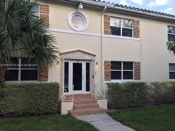 5th image of 400 Kings Point Dr #11