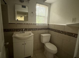 3039 Belden St #2, Jacksonville, FL 32207