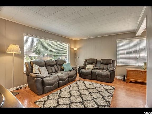 4th image of 2038 E Stratford Dr