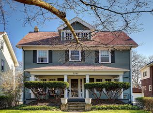 3040 E Derbyshire Rd, Cleveland, OH