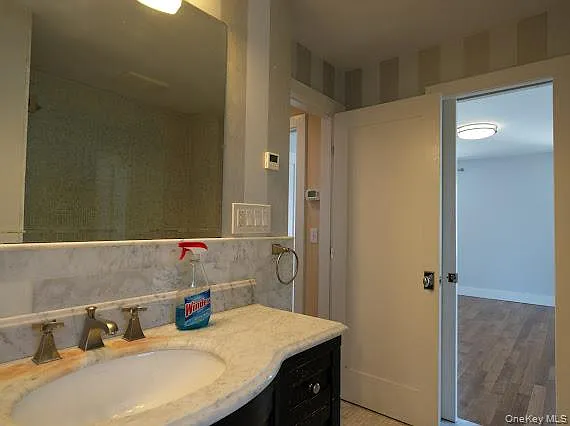 3 Pennsylvania Ct — Photo 35