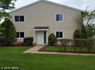 172 N Cottage Rd, Sterling, VA 20164