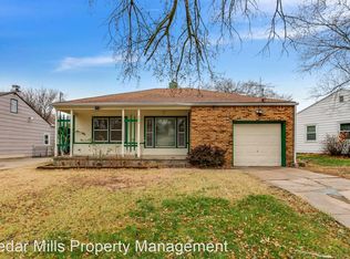 833 S Big Bend Rd, Wichita, KS 67218