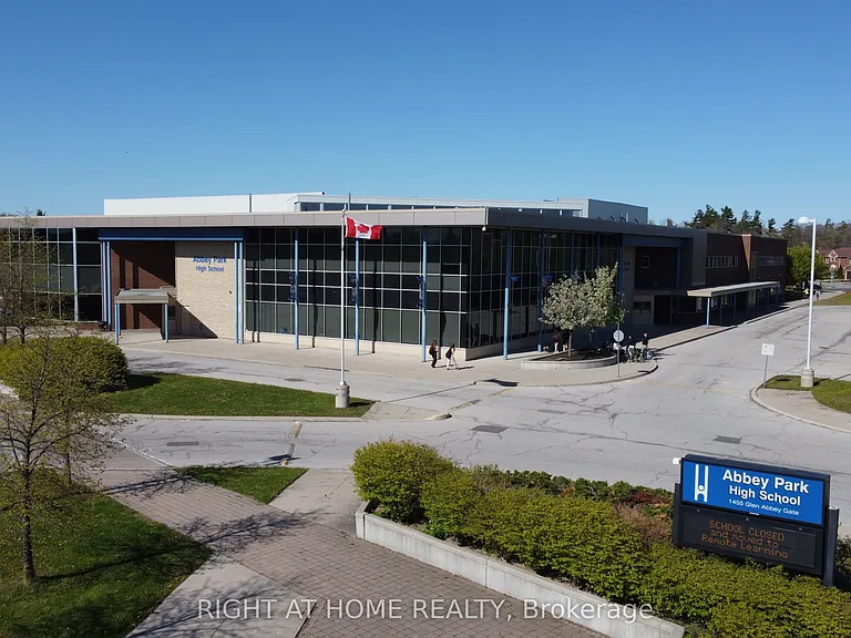 1163 Rosethorne Rd #UPPER — Photo 12