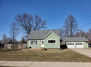 1719 E Blodgett St, Marshfield, WI 54449