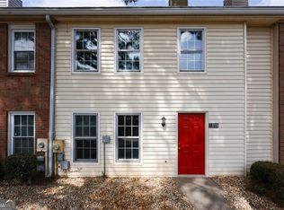 1018 Old Holcomb Bridge Rd, Roswell, GA