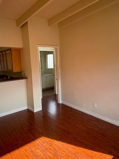 1 bed, 650 sqft, $1,895 — Photo 2