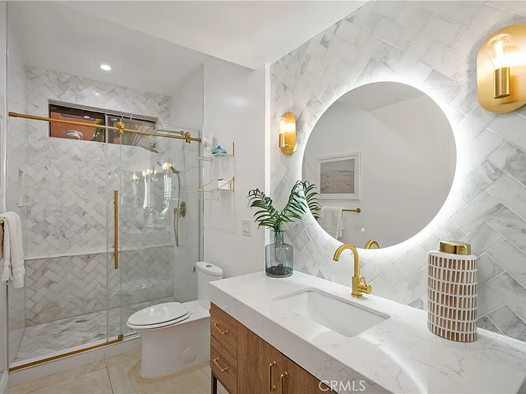 828 N Hudson Ave #106 — Photo 13