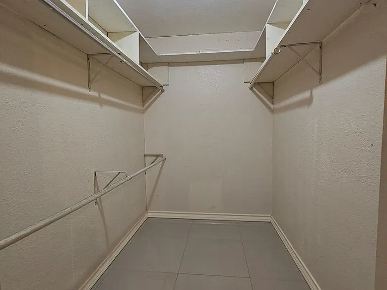 45 Westchester Cir — Photo 18