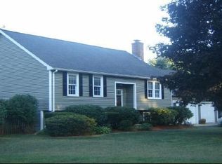 30 High Rock Rd, North Attleboro, MA 02760