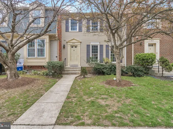 9619 Scotch Haven Dr, Vienna, VA 22181