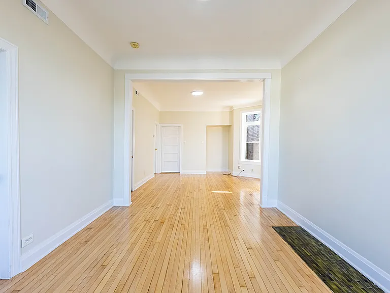 2137 N Western Ave #2F — Photo 6