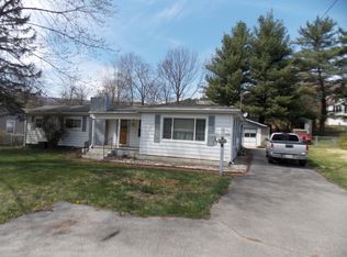 2000 Burma Rd, Salem, VA 24153