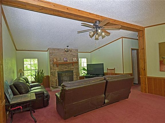 3rd image of 16024 Wilson Ct