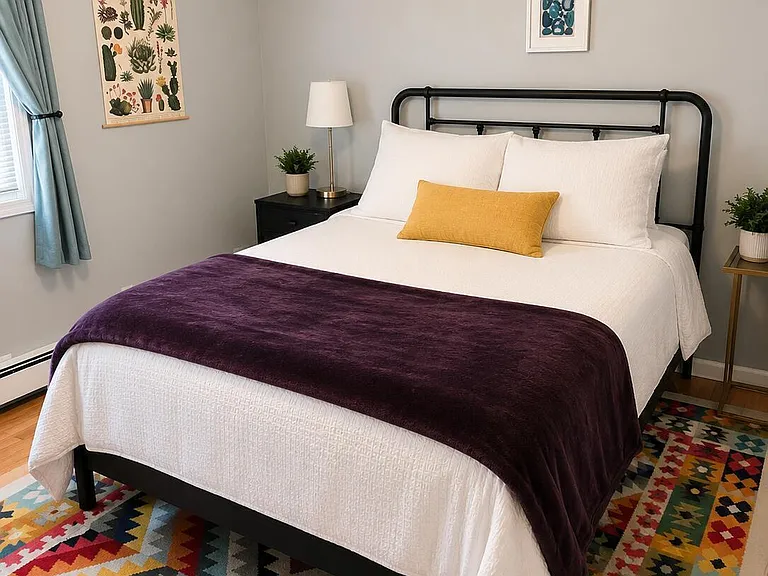 735 Greens Ave #4B — Photo 6