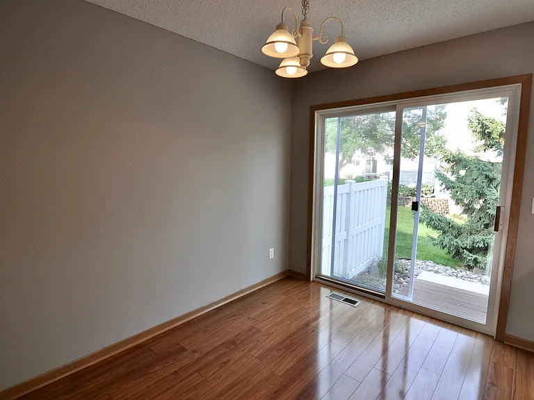 15511 Float Ln — Photo 7