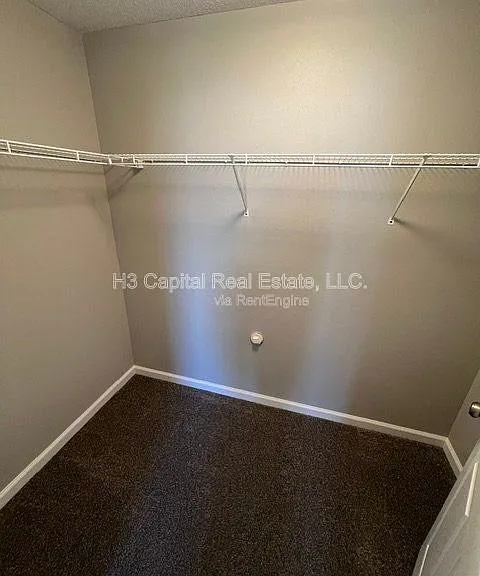 100 Crimson Ct — Photo 14