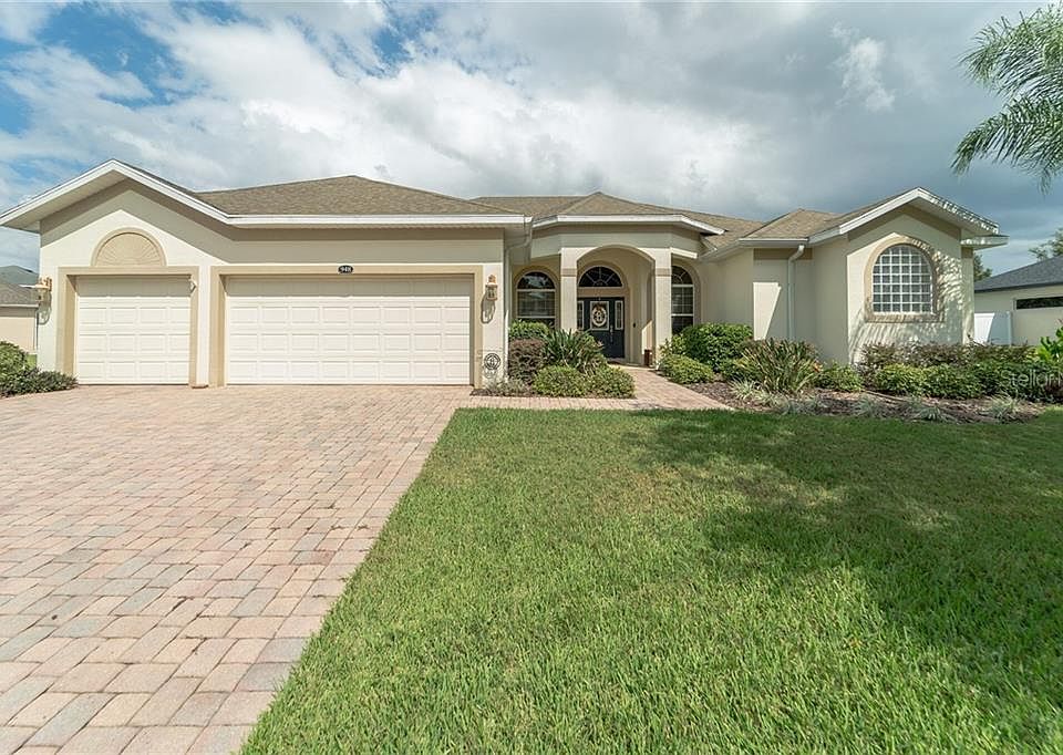 1st image of 948 Classic View Dr