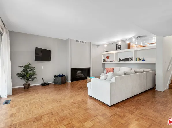 13233 Fiji Way Unit K, Los Angeles, CA 90292