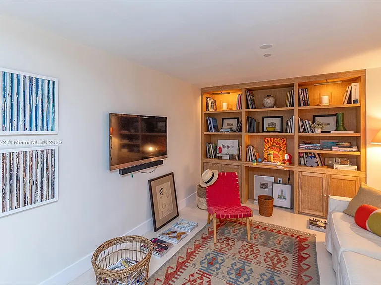 520 West Ave #1102 — Photo 45