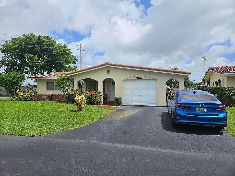 1st image of 4460 NW 13th Avenue