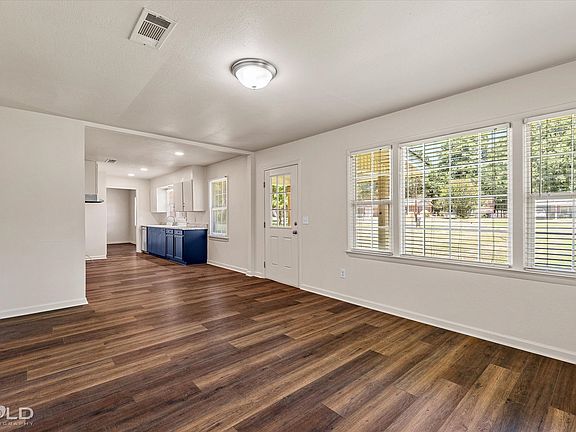 5th image of 6337 Garden Oaks Dr