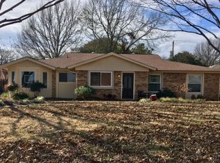 6509 Parkway Ave, North Richland Hills, TX 76182