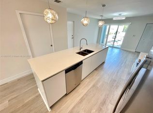 2535 NE 193rd St #3212, Miami, FL 33180