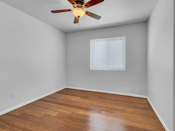5th image of 9036 Iron Hitch Ave