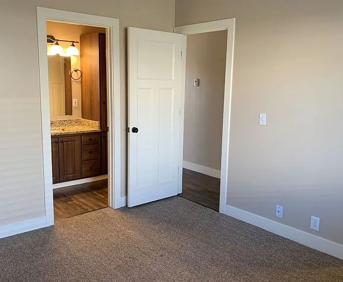 1247 E Vine Gate Dr #75 — Photo 23