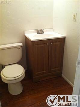 4th image of 506 SE 17th St