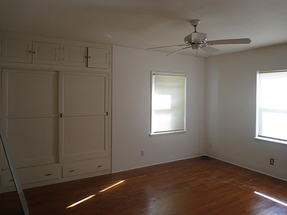 Good sized bedrooms with closet space