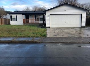 1621 SW Sandalwood St, McMinnville, OR 97128