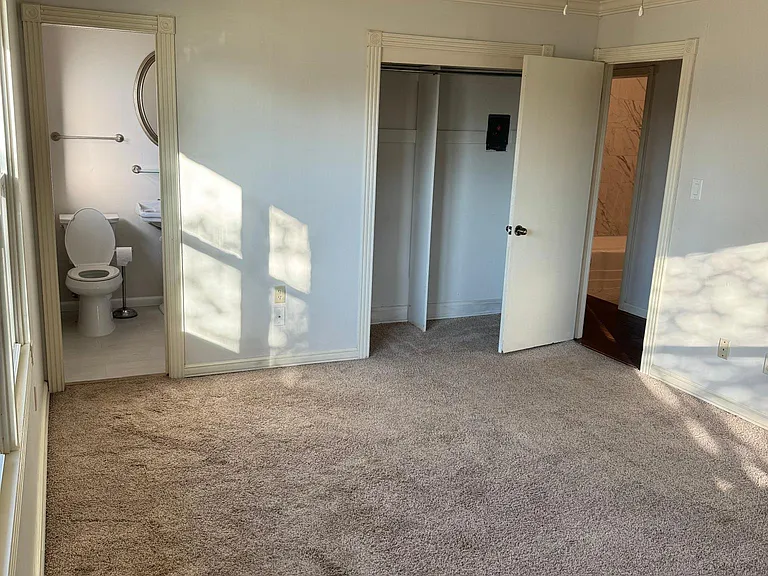 2125 Belleview Dr — Photo 13