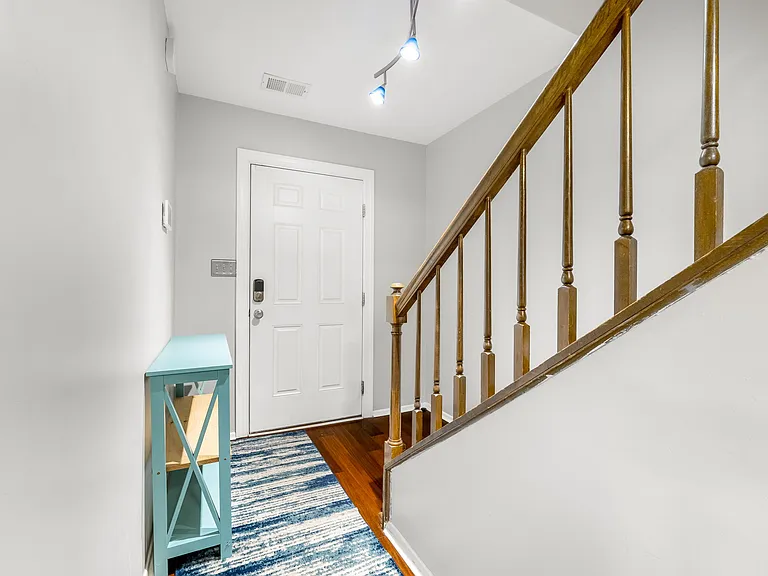 8418 Knights Bridge Rd — Photo 19