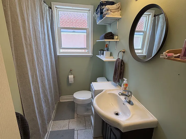 42 Burlington St #3 — Photo 10