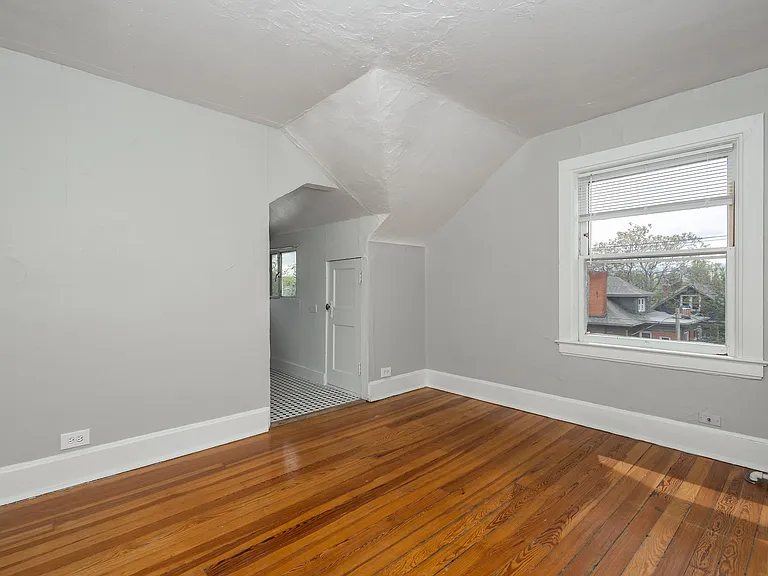 Cross Park Apartments — Photo 44