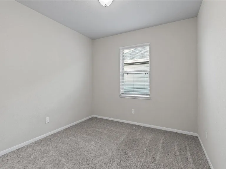 5308 Cj Walker Ln — Photo 10