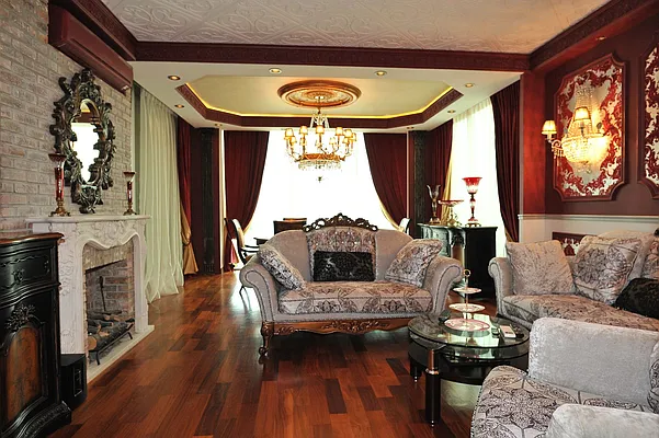 Sold by Gelfand Realty Inc | media 29