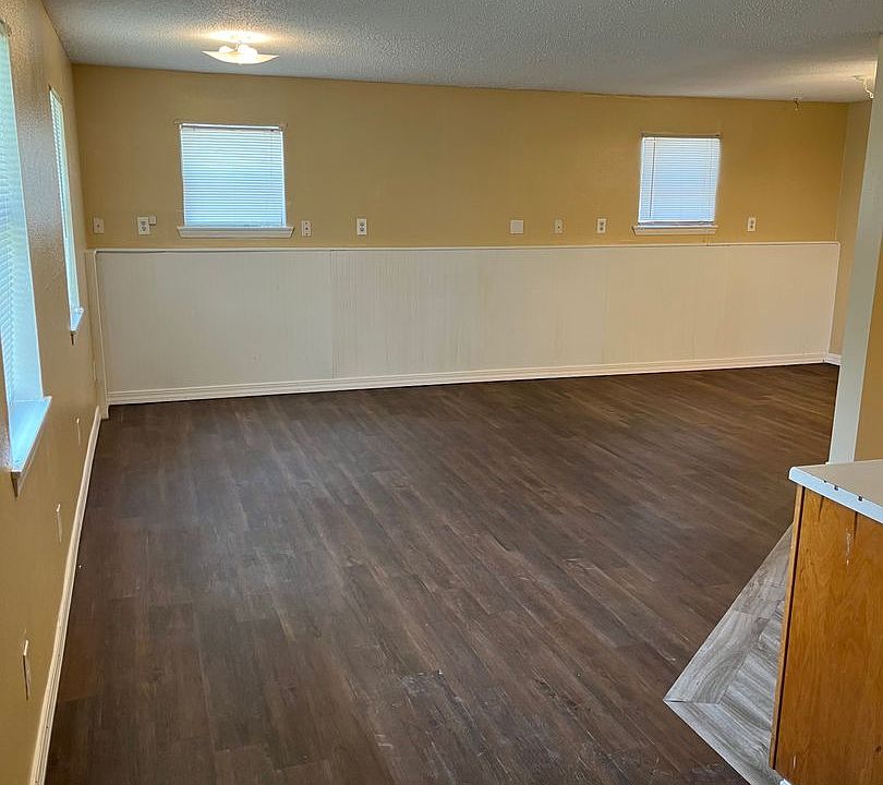 1st image of 150 Songbird Dr #A