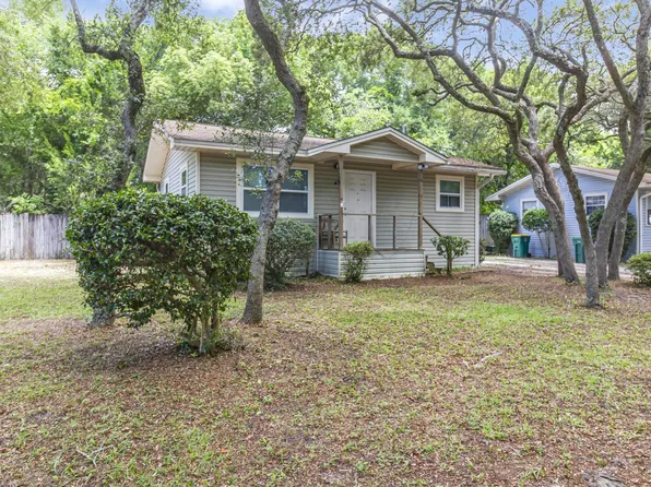 348 Gladys St, Fort Walton Beach, FL 32547