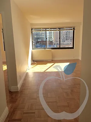 Rented by HOME RESIDENTIAL LLC | media 26