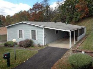 202 Meadow Ln, Murrysville, PA 15668