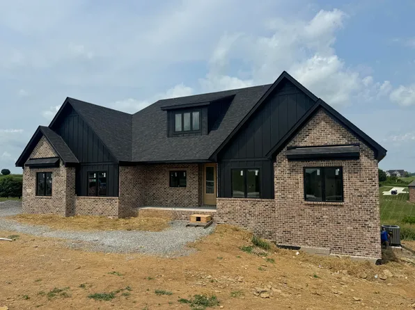 5169 Stallion Dr, Richmond, KY 40475