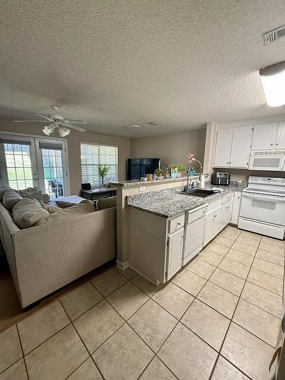 104 Creeke Ln — Photo 4