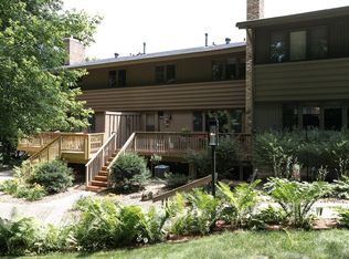 50 Walden St, Burnsville, MN 55337