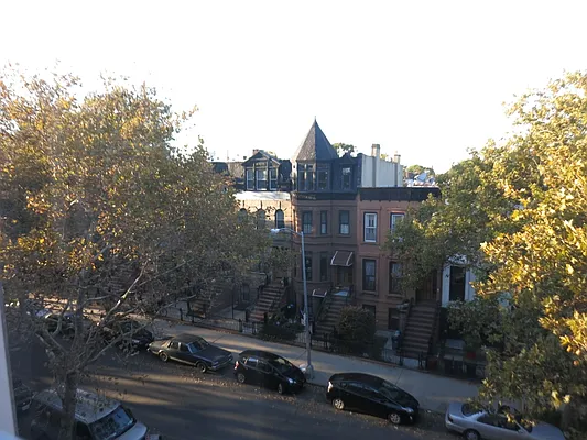 Rented by MNS | media 5